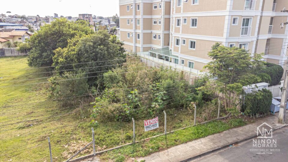 TERRENO EM CAMPO LARGO, ZR3, EM LOCAL VALORIZADO 877,50 m² PR