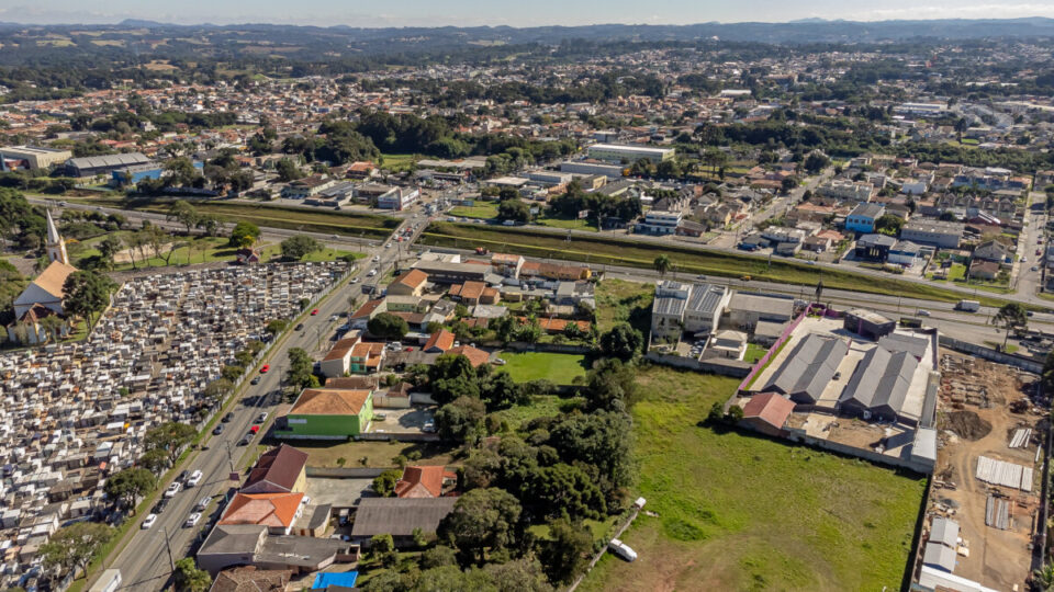 Terreno Comercial ou Residencial no Orleans 1938m² Curitiba PR
