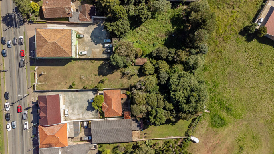 Terreno Comercial ou Residencial no Orleans 1938m² Curitiba PR