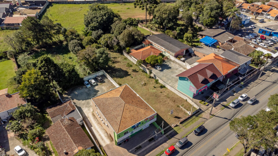 Terreno Comercial ou Residencial no Orleans 1938m² Curitiba PR