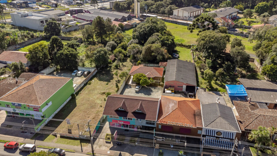 Terreno Comercial ou Residencial no Orleans 1938m² Curitiba PR