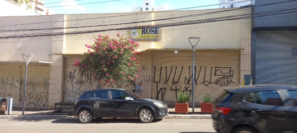 Vende-se restaurante montado