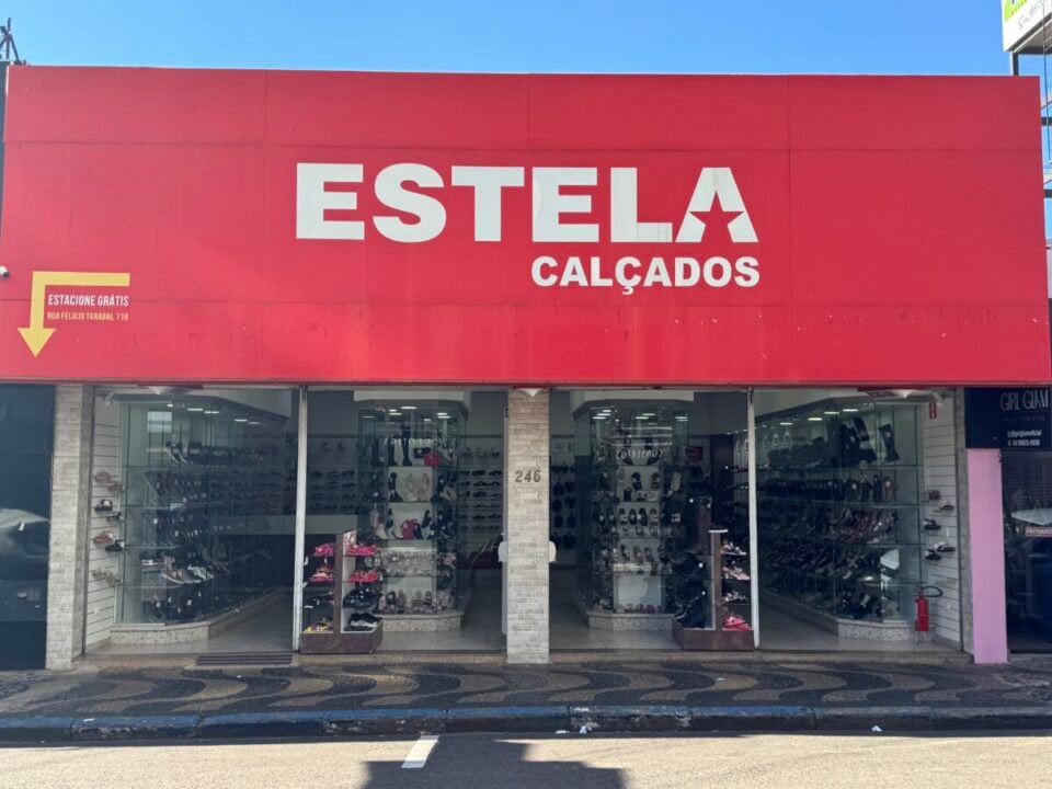 Vendo de Calçados Multimarcas no Centro