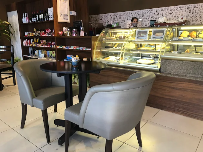 Cafeteria à Venda – Ótimo Ponto em Taubaté/SP – 5 Anos de Operação