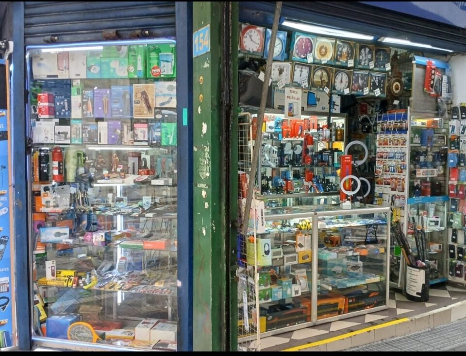 URGENTE  LOJA DE ACESSÓRIOS E ARTIGOS DE INFORMÁTICA LUCRO LÍQUIDO17 MIL