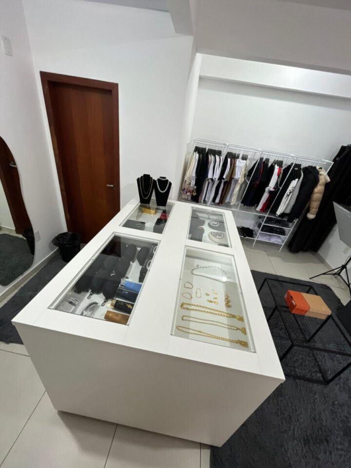 VENDE-SE LOJA DE STREETWEAR LUCRATIVA – FATURAMENTO R20 MIL/MÊS