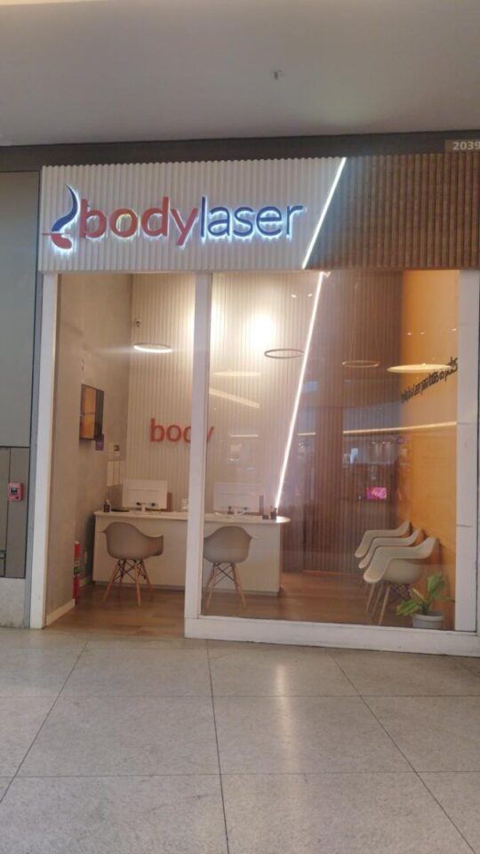 Passo loja de depilação a laser no shopping Metropolitano da Barra