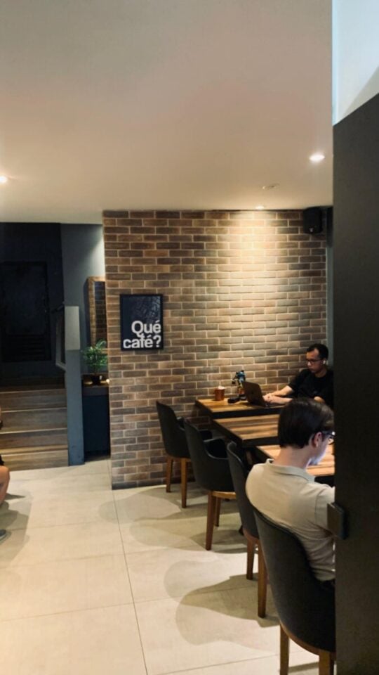 Oportunidade Cafeteria Funcionando em Localização Nobre – Floripa