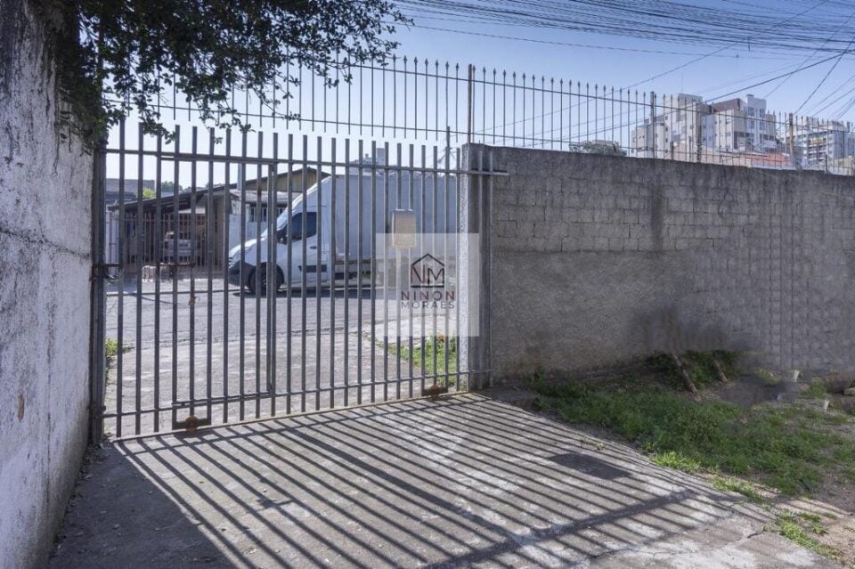 TERRENO NO SANTA QUITÉRIA ZR1 com 269 m² PRÓXIMO À UNIANDRADE CWB