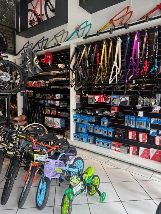 Ponto Comercial – Loja de Bicicletas e Acessórios Bike Shop na região de C