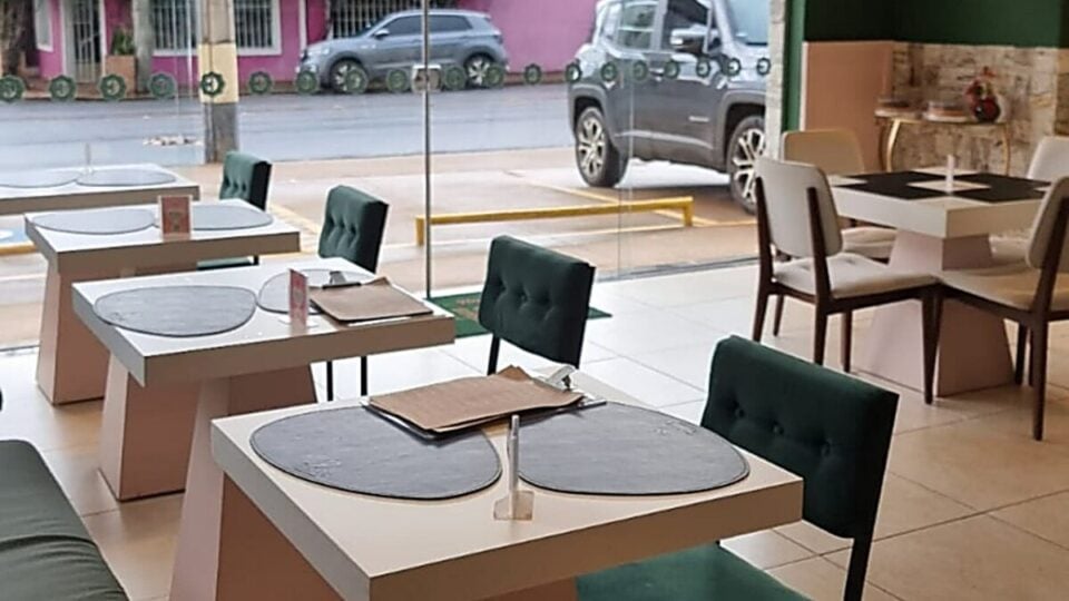 Cafeteria e Confeitaria à Venda