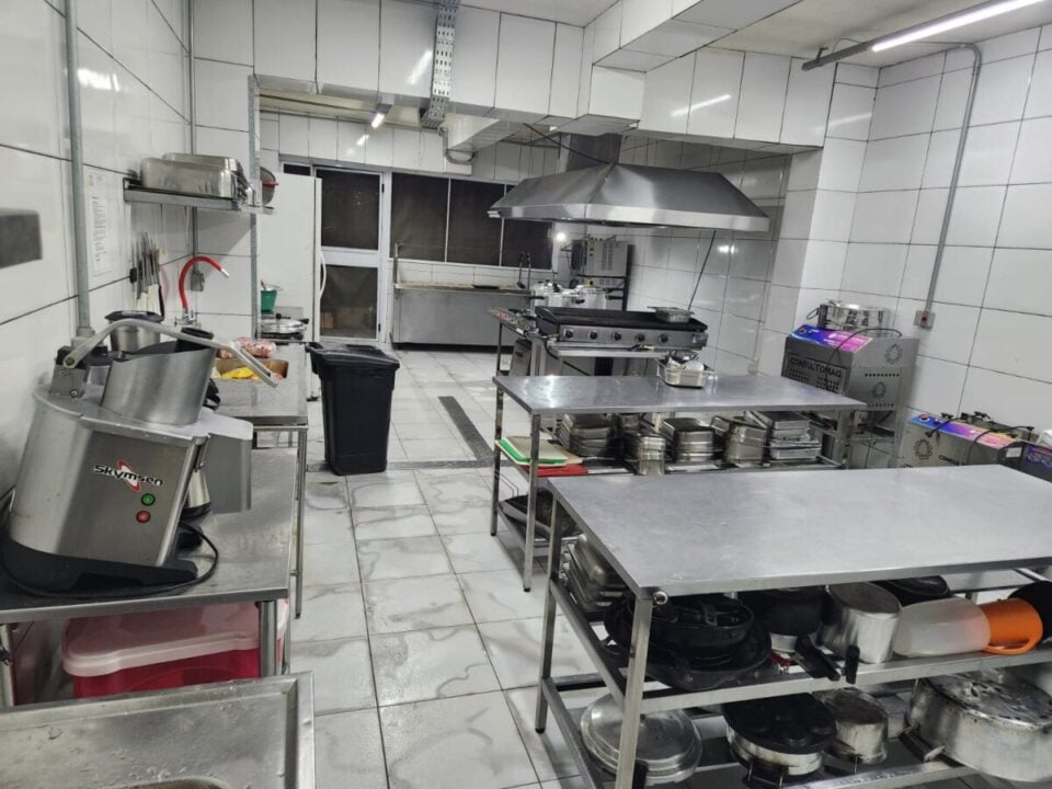 LINDÍSSIMO RESTAURANTE KILO 2°6° LUCRO LÍQUIDO 15000 Z/O