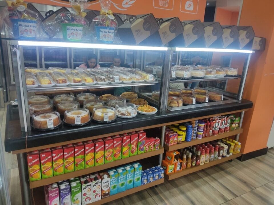 LINDÍSSIMA PADARIA NA ZONA SUL DE SP