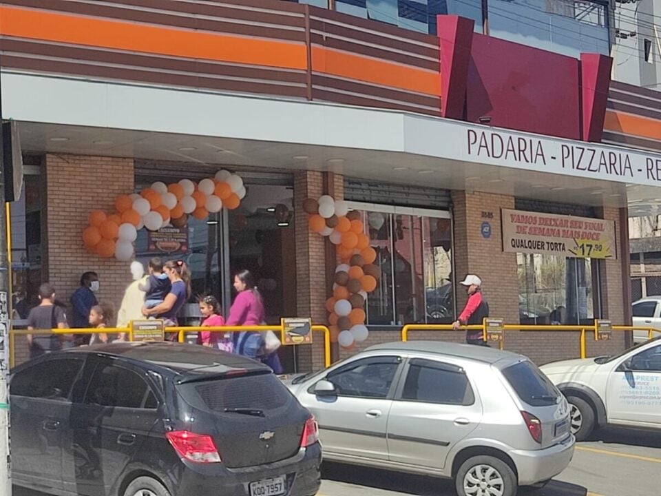 LINDÍSSIMA PADARIA NA ZONA SUL DE SP