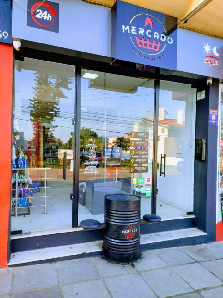 Mercado 100 autônomo 24 horas