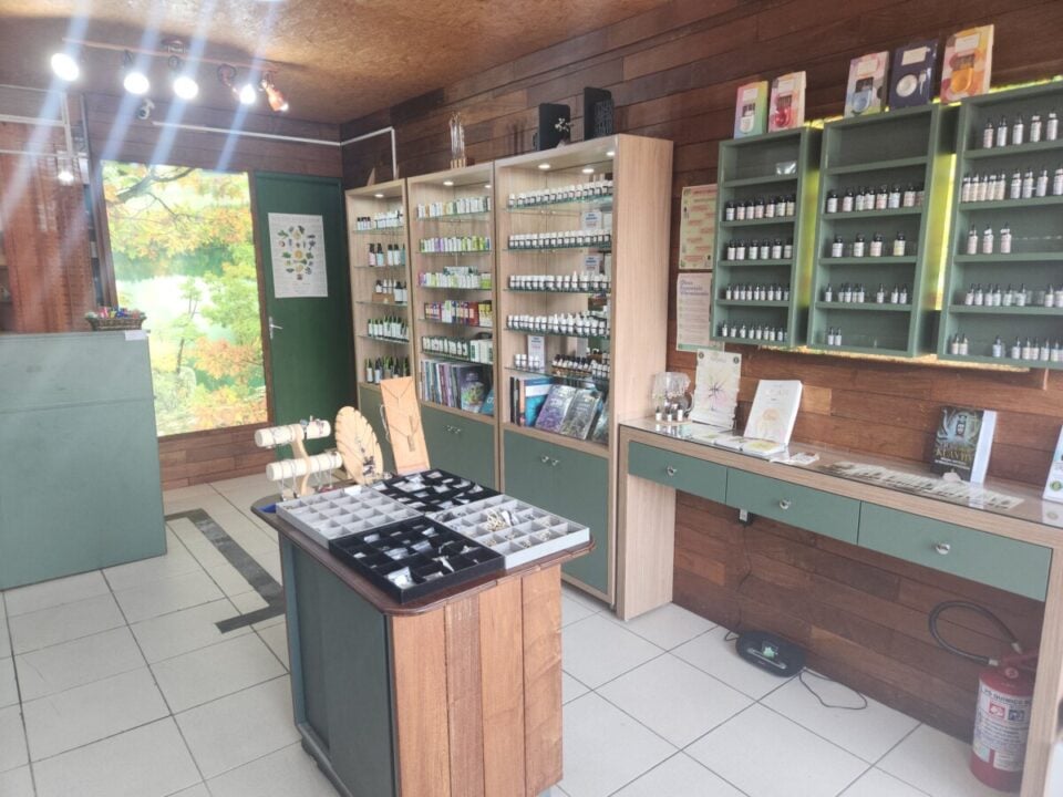 Vendo Loja de Óleos Essenciais e Cosméticos
