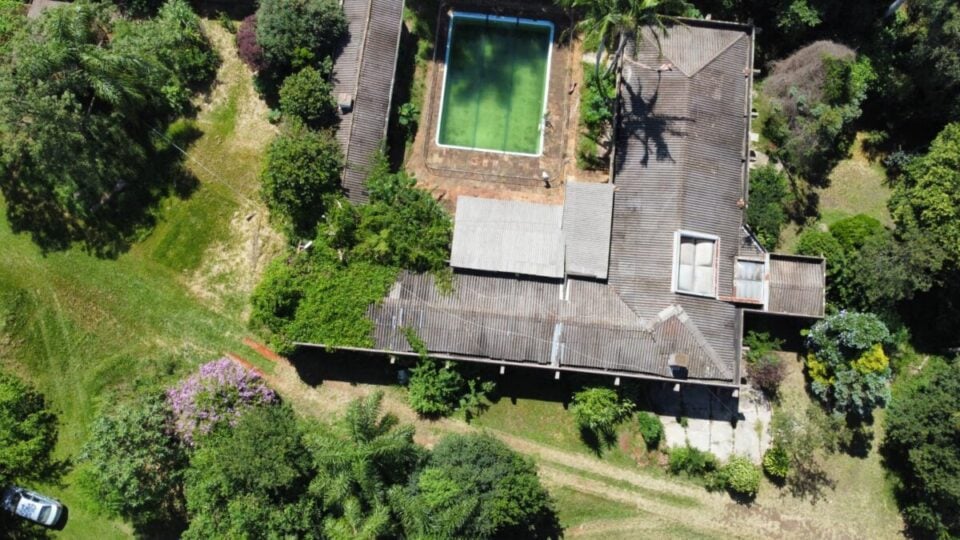 TERRENO / CHÁCARA com 5859 m² DENTRO DA CIDADE DE  Ponta Grossa, PR