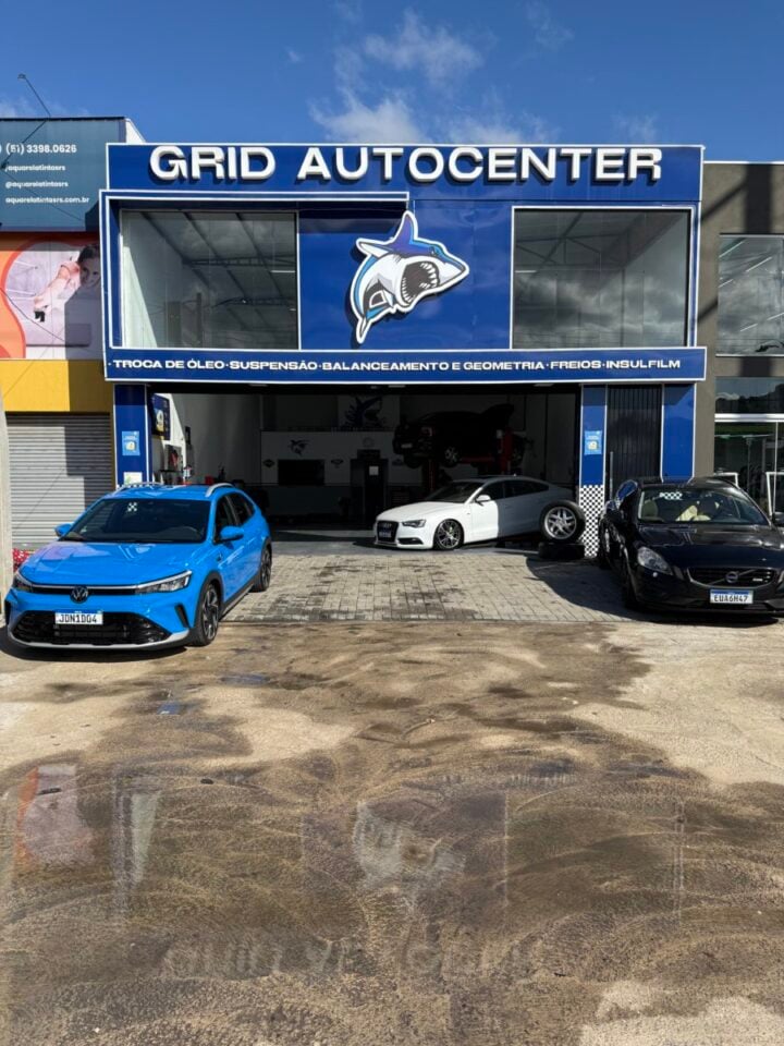 Auto center
