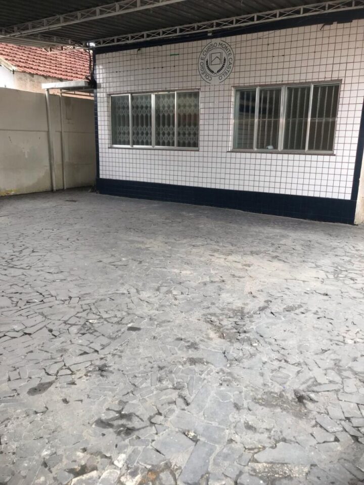 Vendo Escola com ImóvelPrédio Comercial
