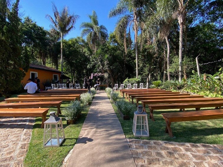 CHACARA DE EVENTOS COM CARTEIRA DE CLIENTE – 1500M ARÉ CONSTRUÍDA – 300 MIL