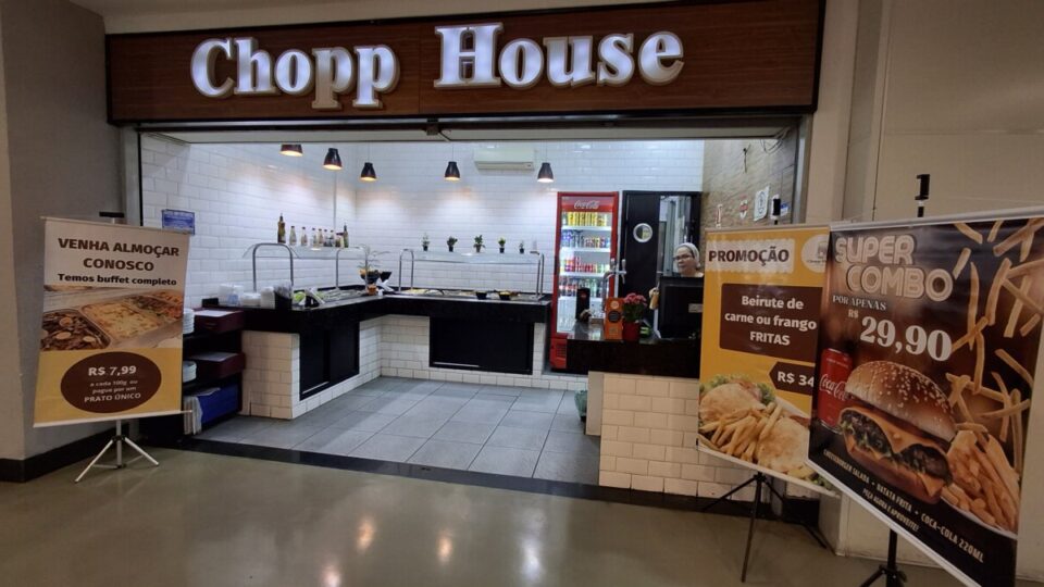 Restaurante instalado e com receita e praça de alimentação