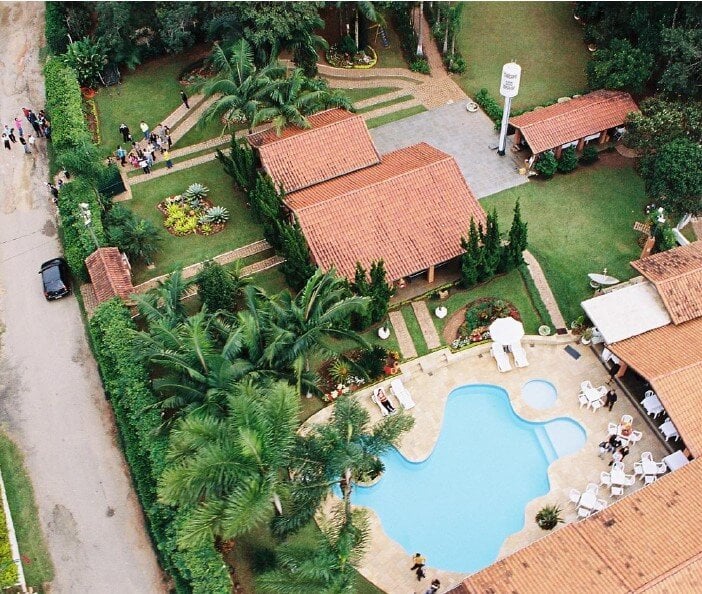 CHACARA DE EVENTOS COM CARTEIRA DE CLIENTE – 1500M ARÉ CONSTRUÍDA – 300 MIL