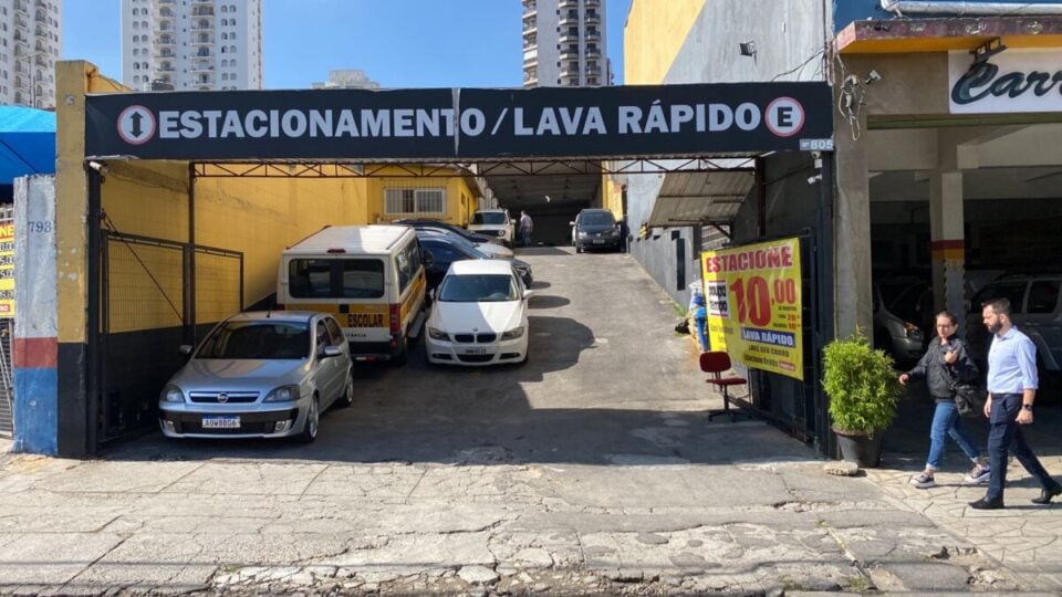 ESTACIONAMENTO POUPA TEMPO Z/O LOCAÇÃO 05 ANOS