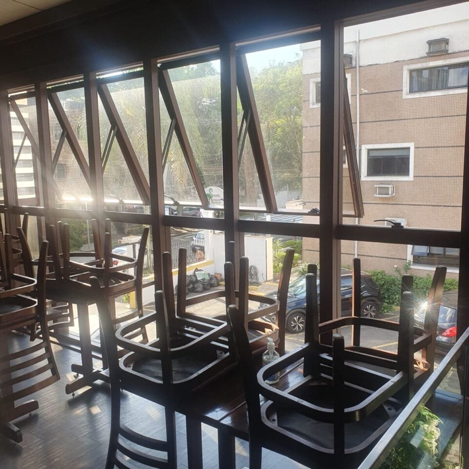 EXCELENTE OPORTUNIDADE RESTAURANTE KILO SEM GRILL SÓ ALMOÇO