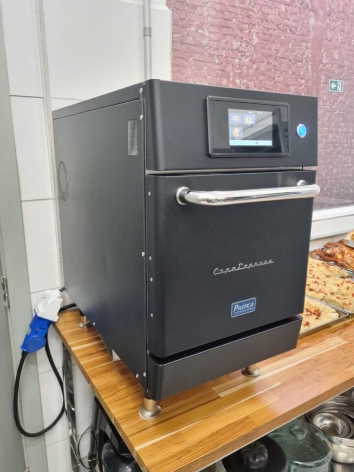 Venda de cafeteria consolidada – estrutura completa  maquinário