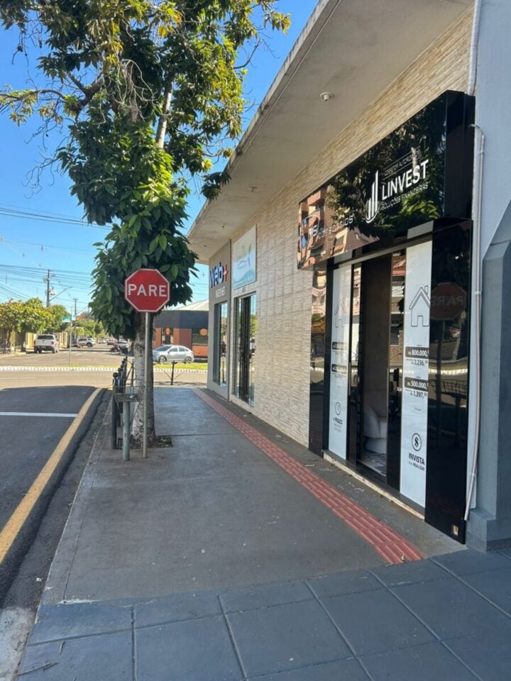 SALA REFORMADA, PASSA O PONTO EM IBIPORÃ PARANÁ