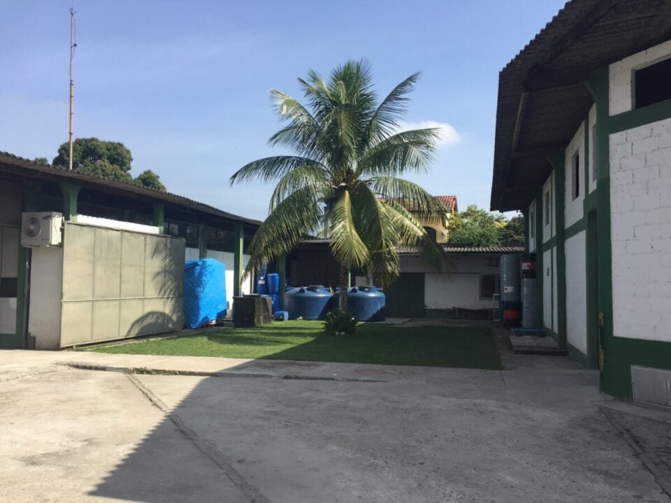 Indústria Química à Venda