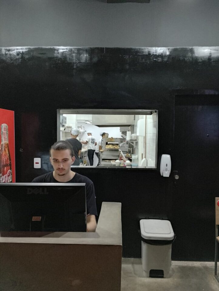 Pizzaria Esfirraria Montada Completa