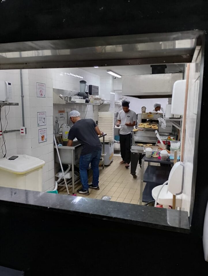 Pizzaria  Esfirraria Montada Completa