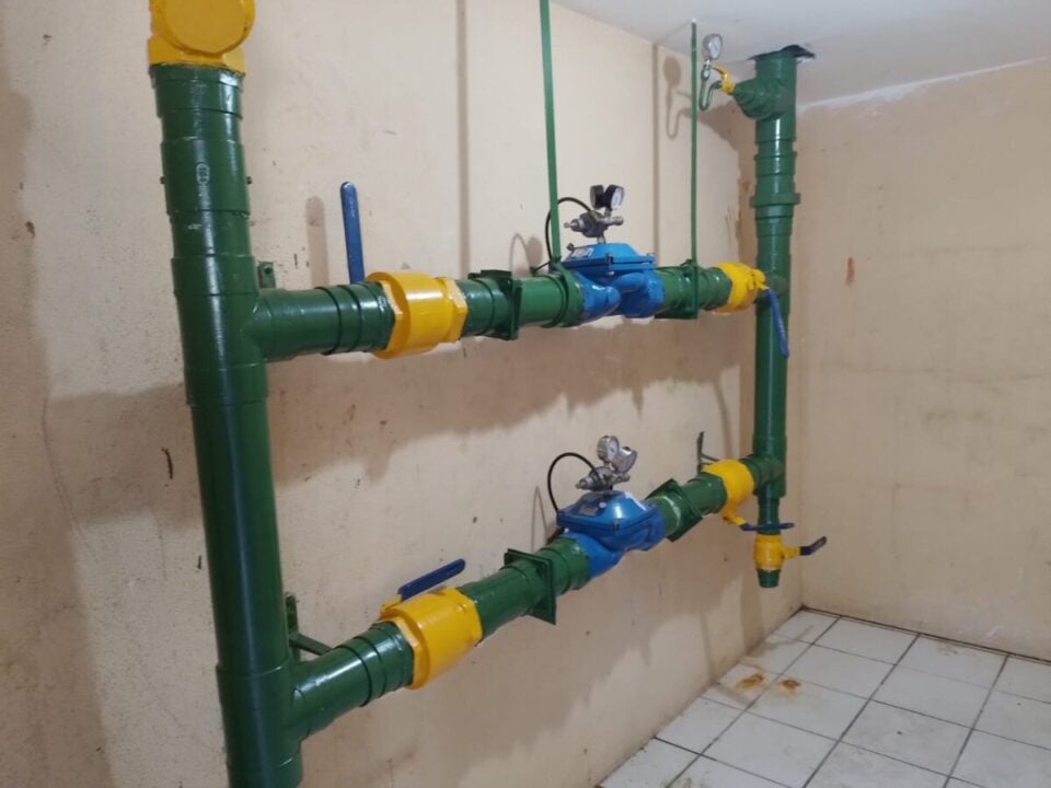 Empresa Faturando serviço de encanador e bomba de água