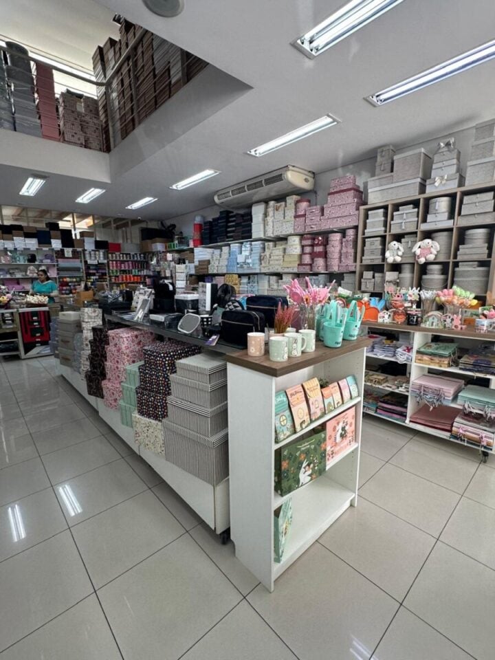 Papelaria fina e embalagens de presente