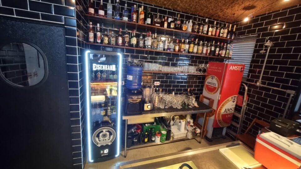 PASSO PONTO  RESTAURANTE / GASTRO BAR EM REGIÃO NOBRE DA da ZONA OESTE