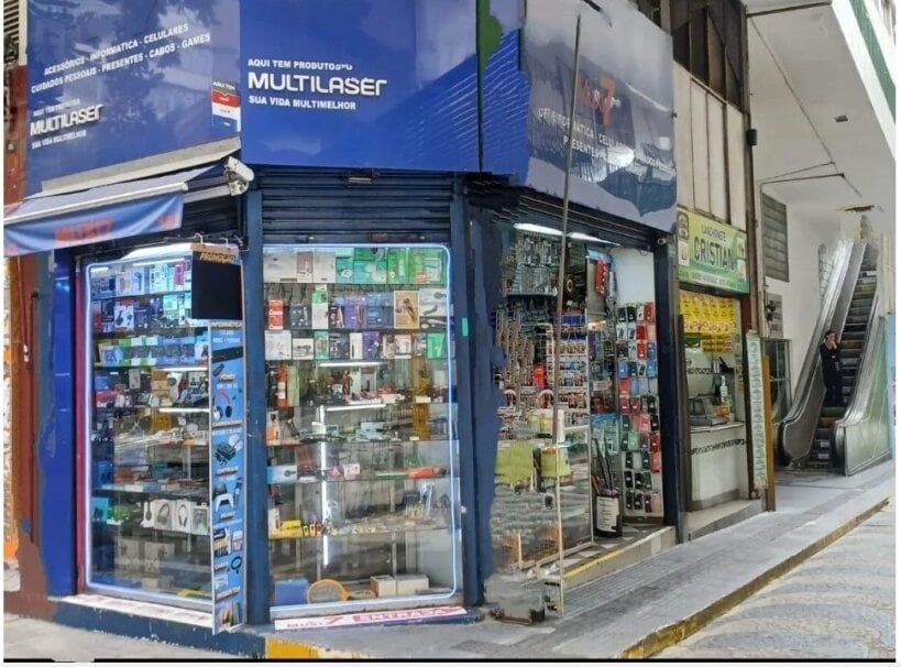 OPORTUNIDADE LOJA DE ACESS INFORMÁTICA ESQUINA 2°/6° 28 ANOS NO LOCAL