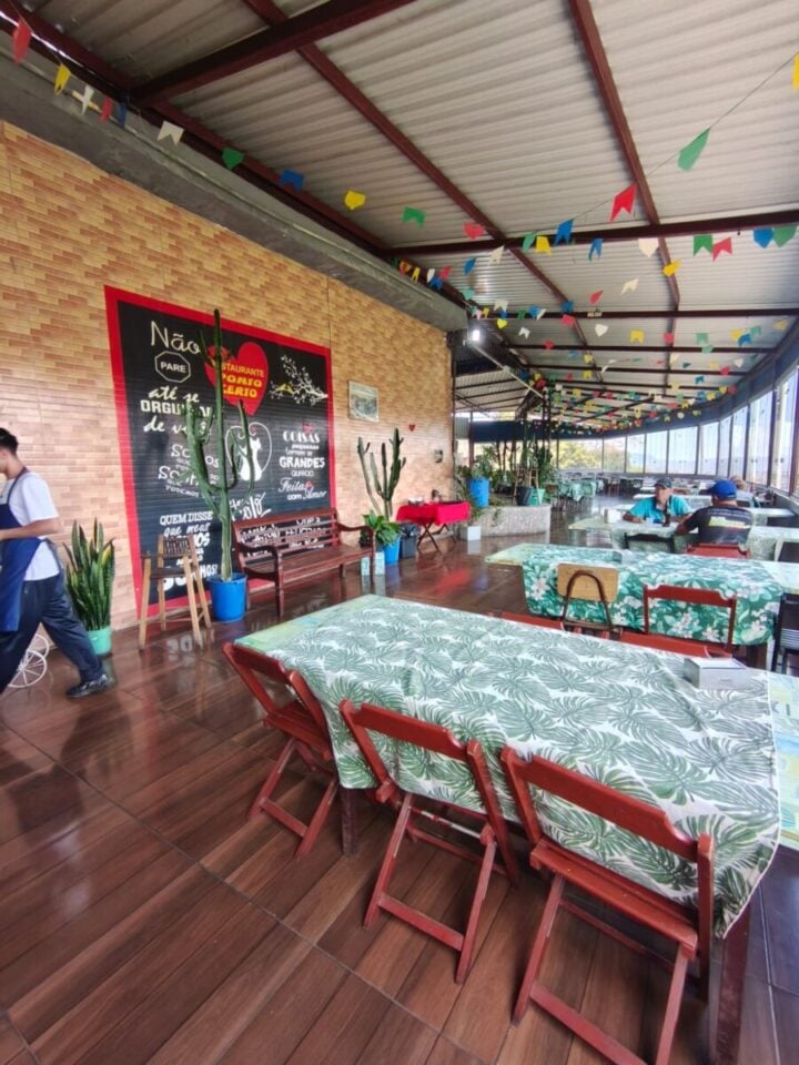 Ponto para churrascaria e restaurante