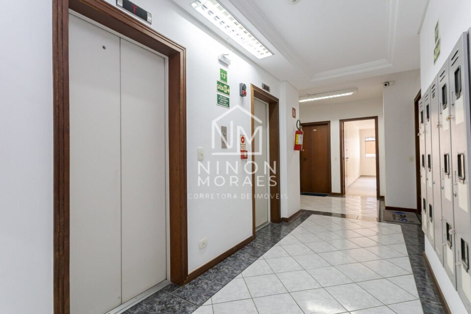 SALA EM LOCAL ESTRATÉGICO NO BIGORRILHO R 168000,00