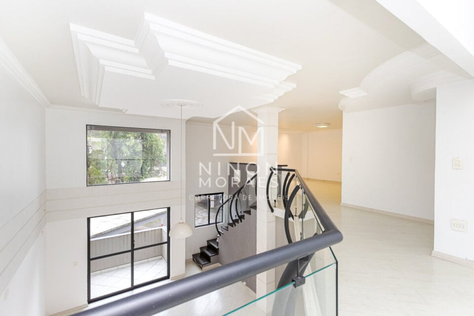 APARTAMENTO – LOFT – 85m² – CABRAL EM CURITIBA