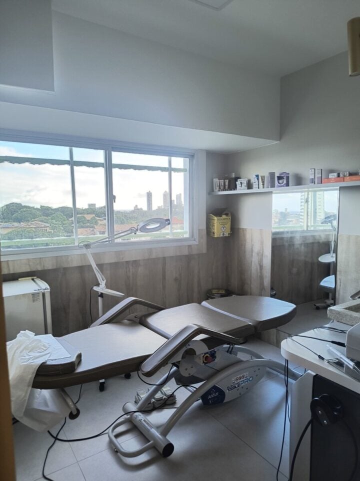 VENDO CLÍNICA DE DERMATOLOGIA EM SALVADOR na Garibaldi Convênios – GRANDE