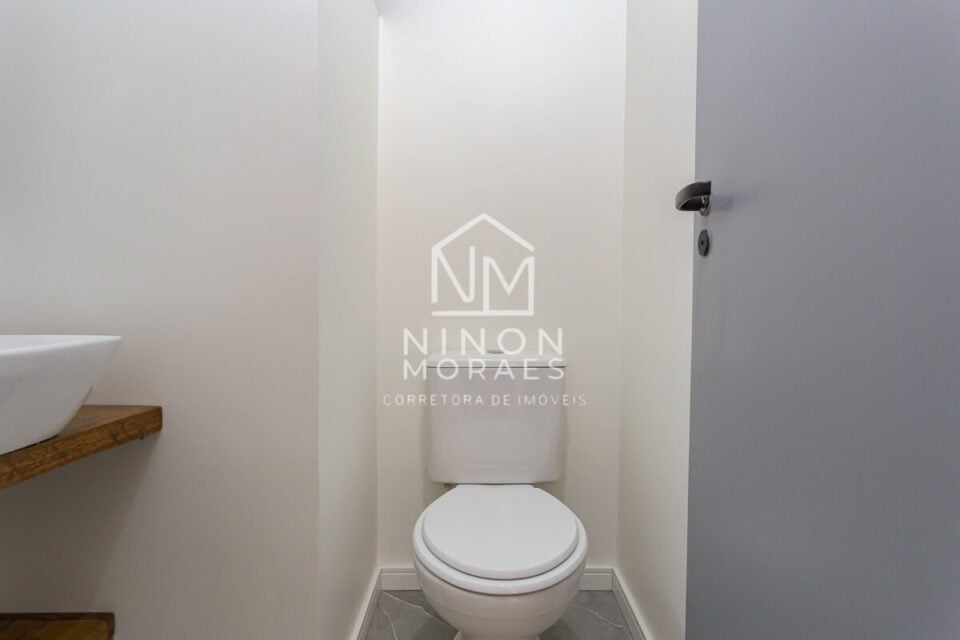 SALA EM LOCAL ESTRATÉGICO NO BIGORRILHO R 168000,00