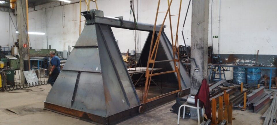 Metalúrgica consolidada em Curitiba ,Oportunidade de investimento