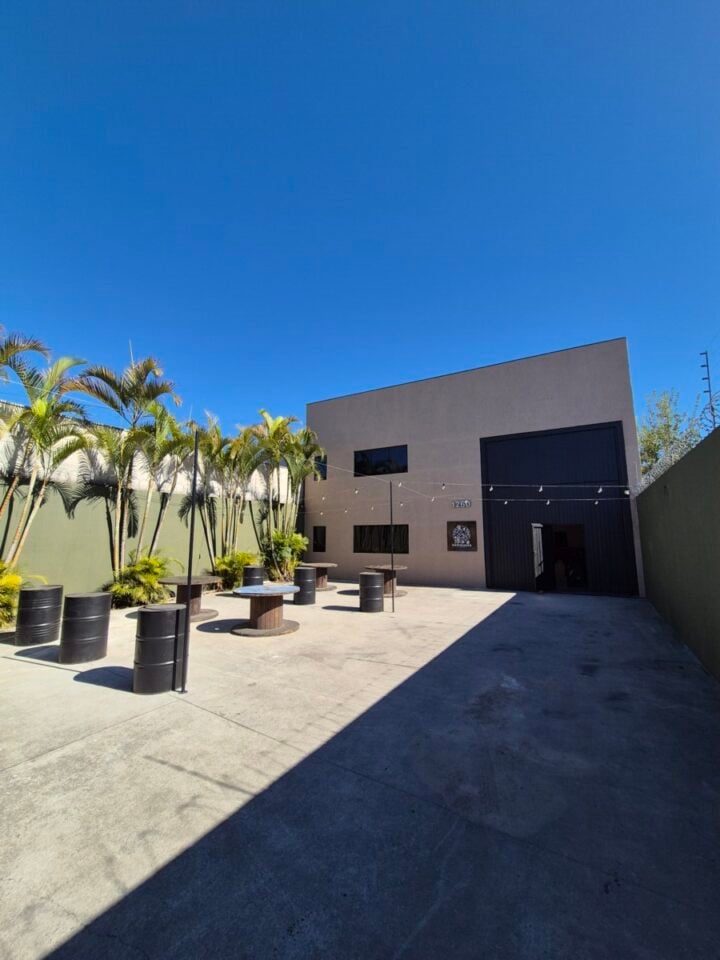 Bar Pub Restaurante Cervejaria Barracão Eventos 600m2 Hauer