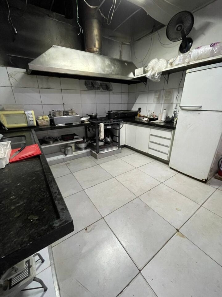 BAR COMPLETO À VENDA — PORTEIRA FECHADA  SÃO JOSÉ DO RIO PRETO – SP