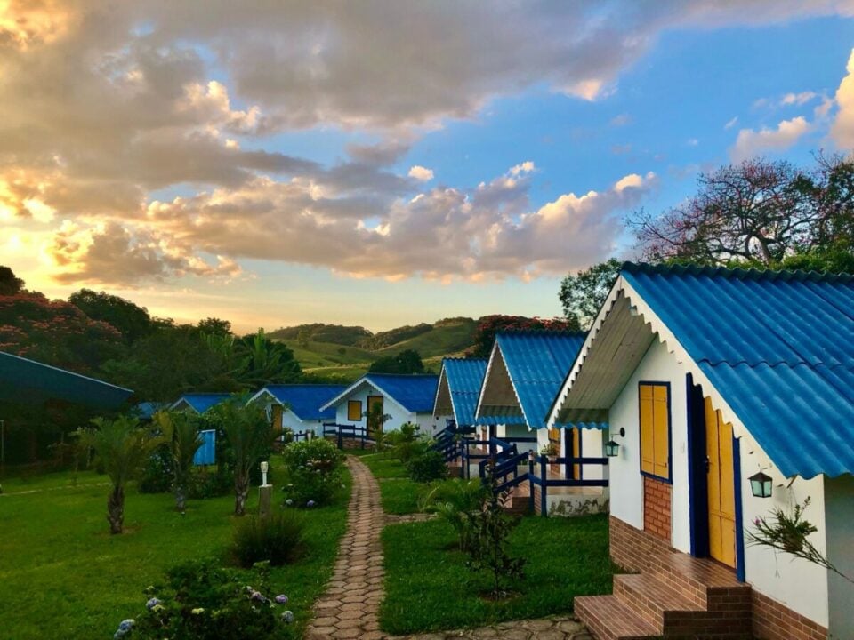 Complexo com Chalés e Restaurante à Venda