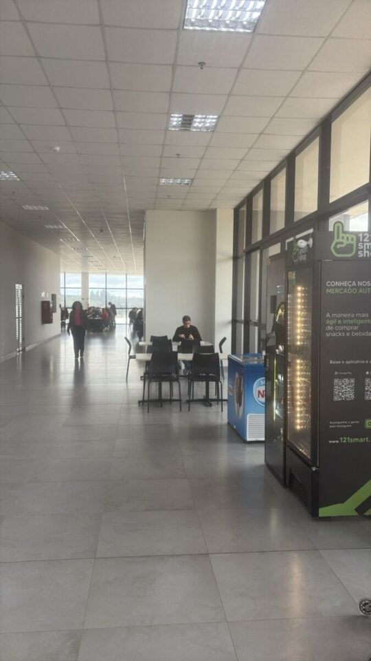 🏪 Repasse de Franquia – 121 Smart Shop  Mercado Autônomo em Curitiba/PR