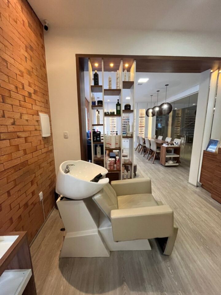 Salão de beleza e estética à venda em Florianópolis no entorno da Beiramar