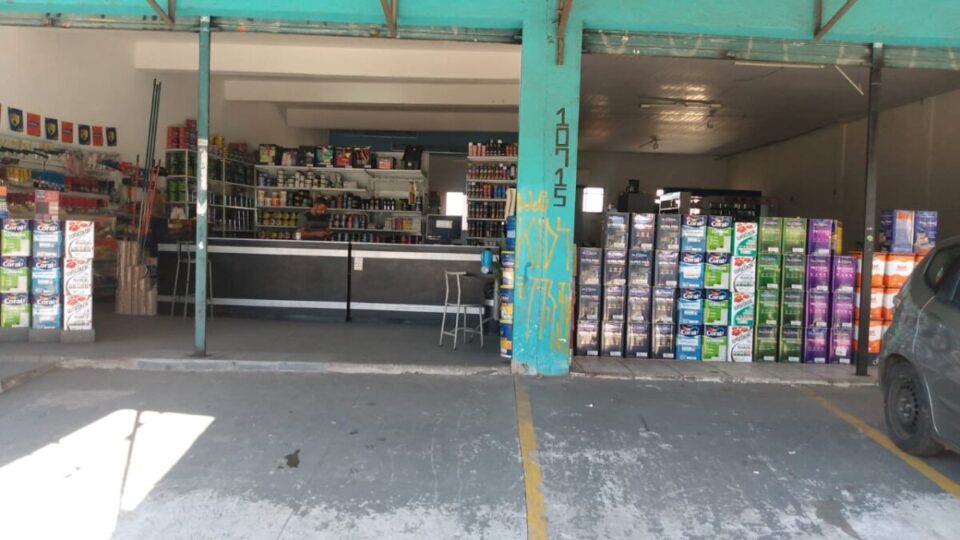 Loja de tintas automotivas e residenciais