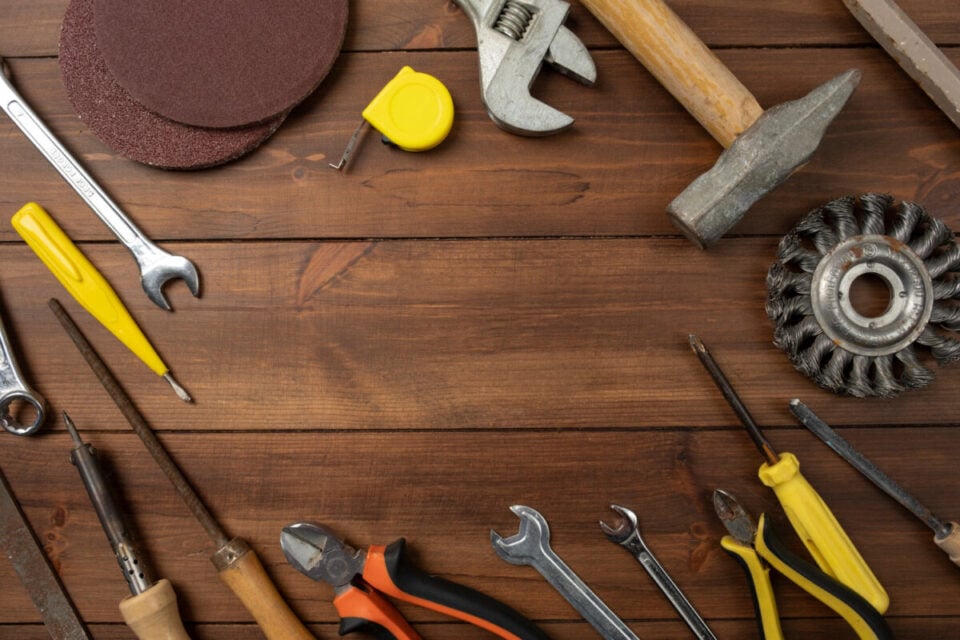 Ferragem completa à Venda – 27 anos de atividade – Centro Histórico de POA